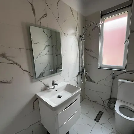 Charming Comfort * Τίρανα