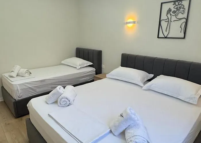 Charming Comfort Apartmán Tirana